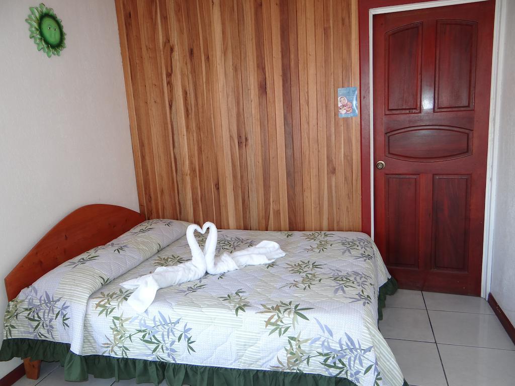 מונטה ורדה Hotel & Hostel Sloth Backpackers חדר תמונה